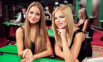 Hình ảnh đội ngũ chuyên gia của 92lottery chính thức đang làm việc hiệu quả